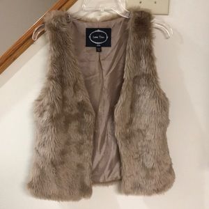 NWOT. Faux fur vest. Small